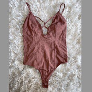 Express mauve strappy back plunge bodysuit